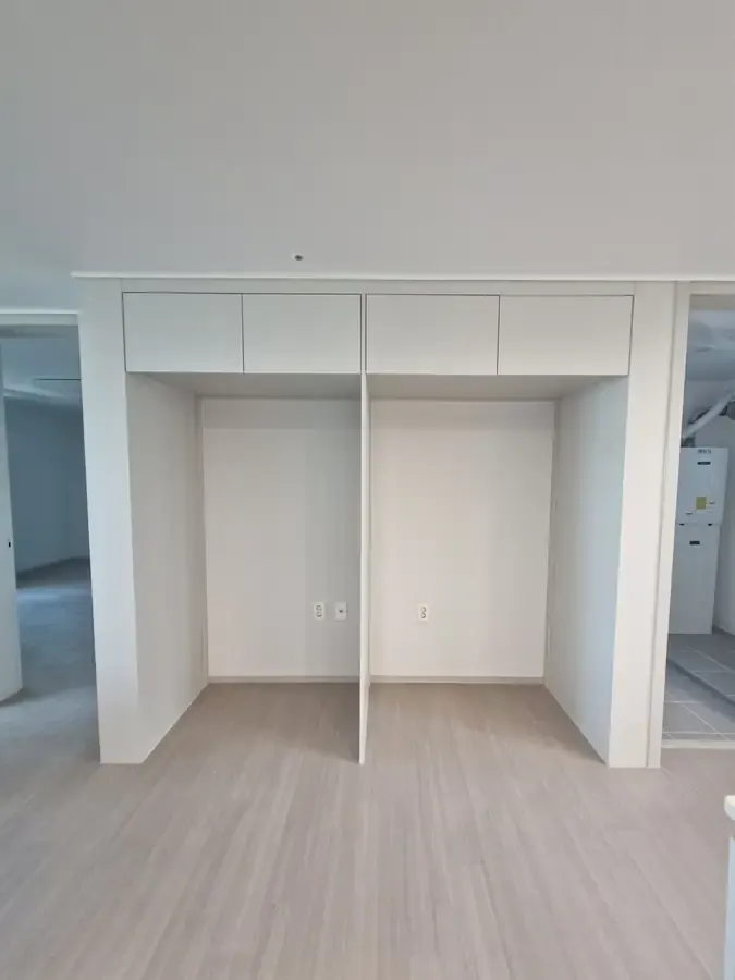 분당 롯데캐슬 냉장고장 블랙 리폼 시공 전 2